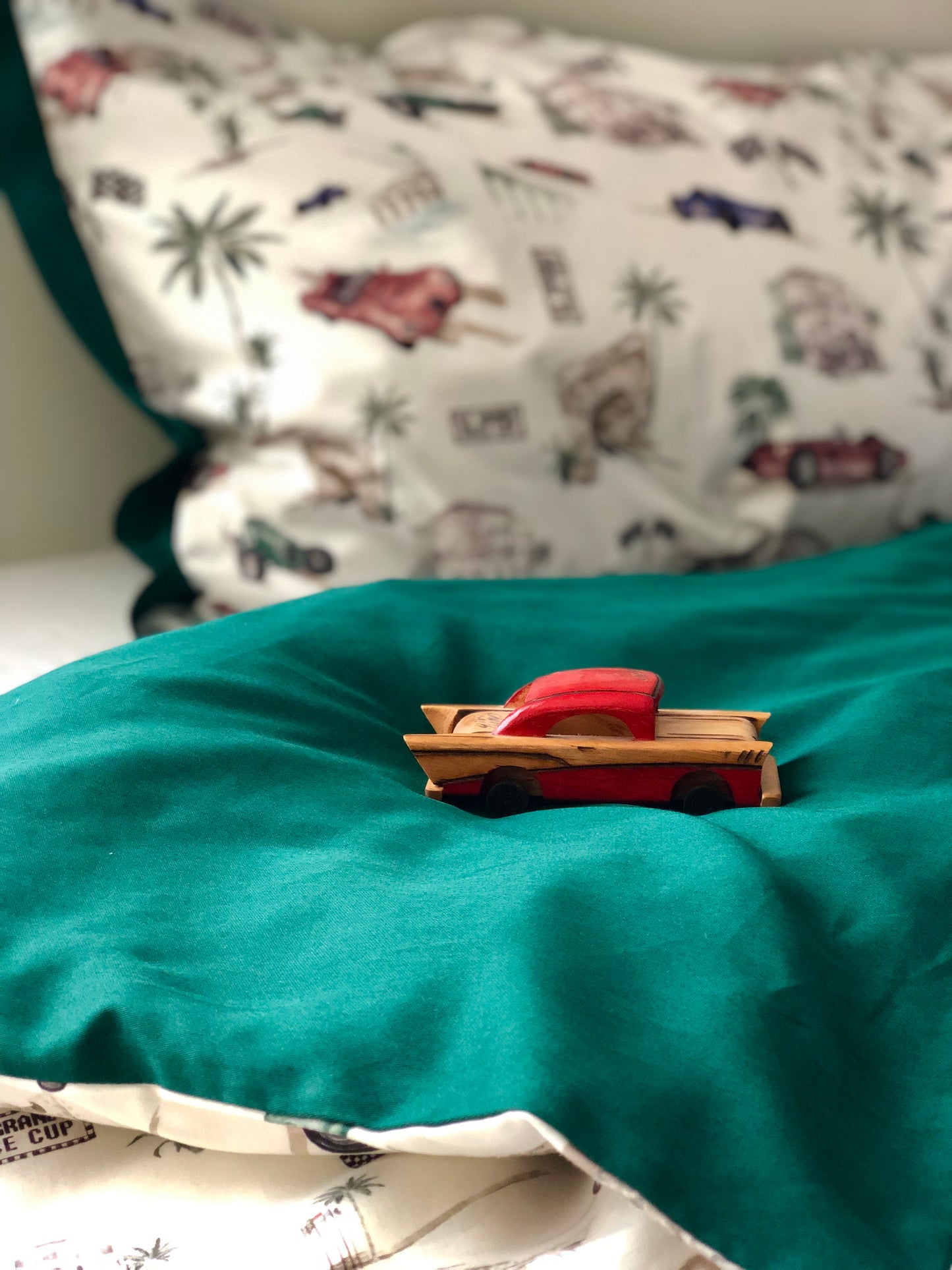 Gultas veļas komplekts "Retro cars"