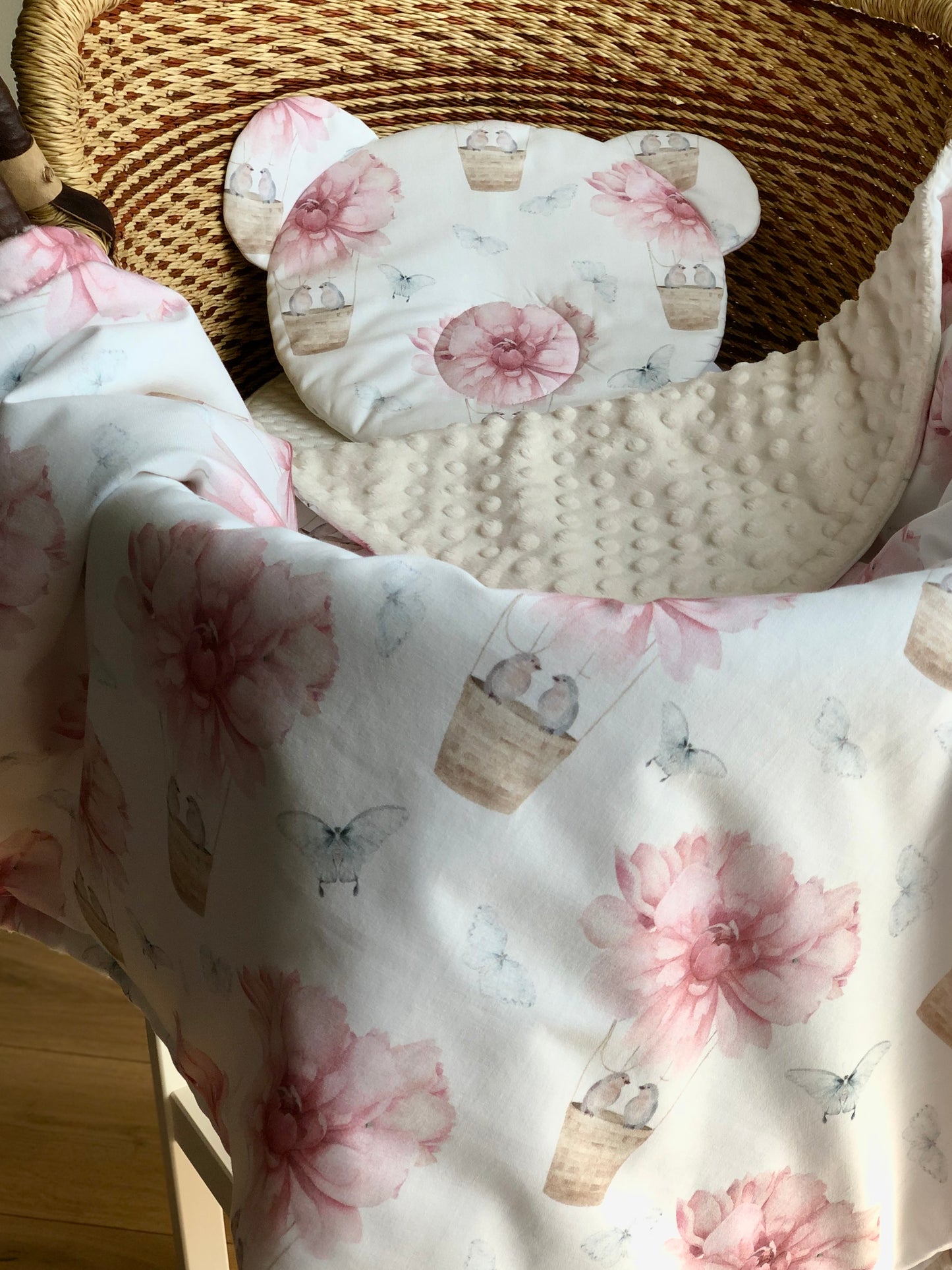 Flīsa un kokvilnas sega bērniem "Birds and peonies"