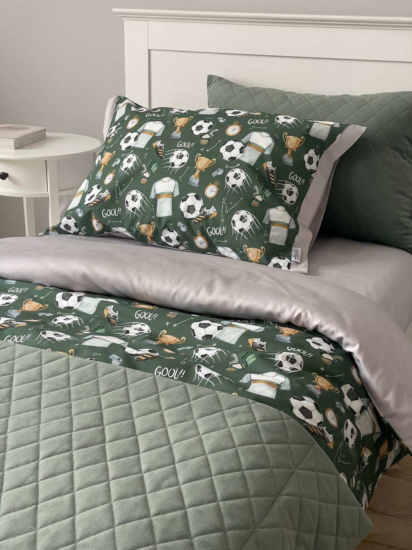 Quilted velvet bedcover (Double/Twin bed)