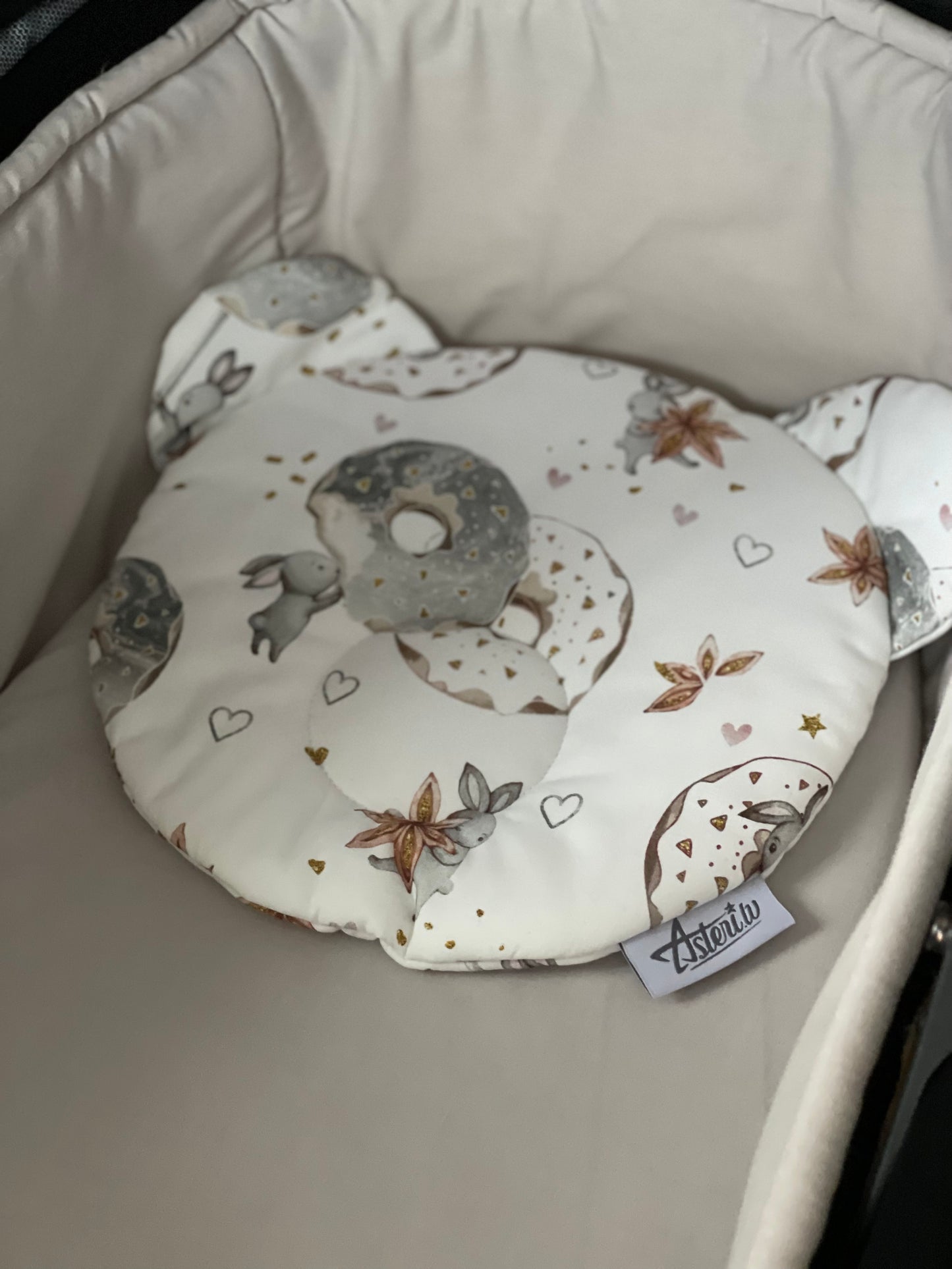 Fleece & Cotton children blanket "Rabbits with donuts"